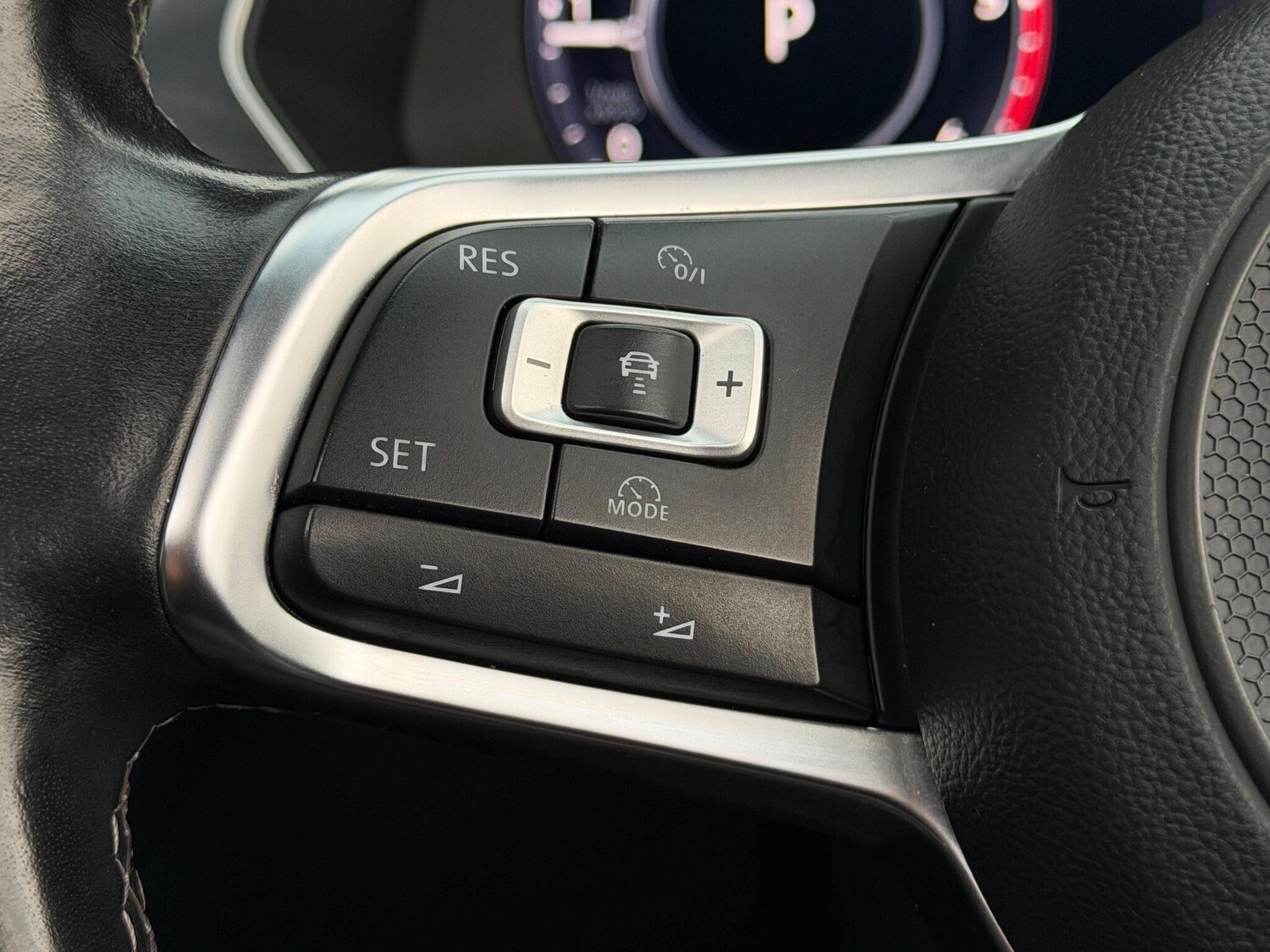 Used Volkswagen Tiguan 2017 for sale - 76886831: Photo 44