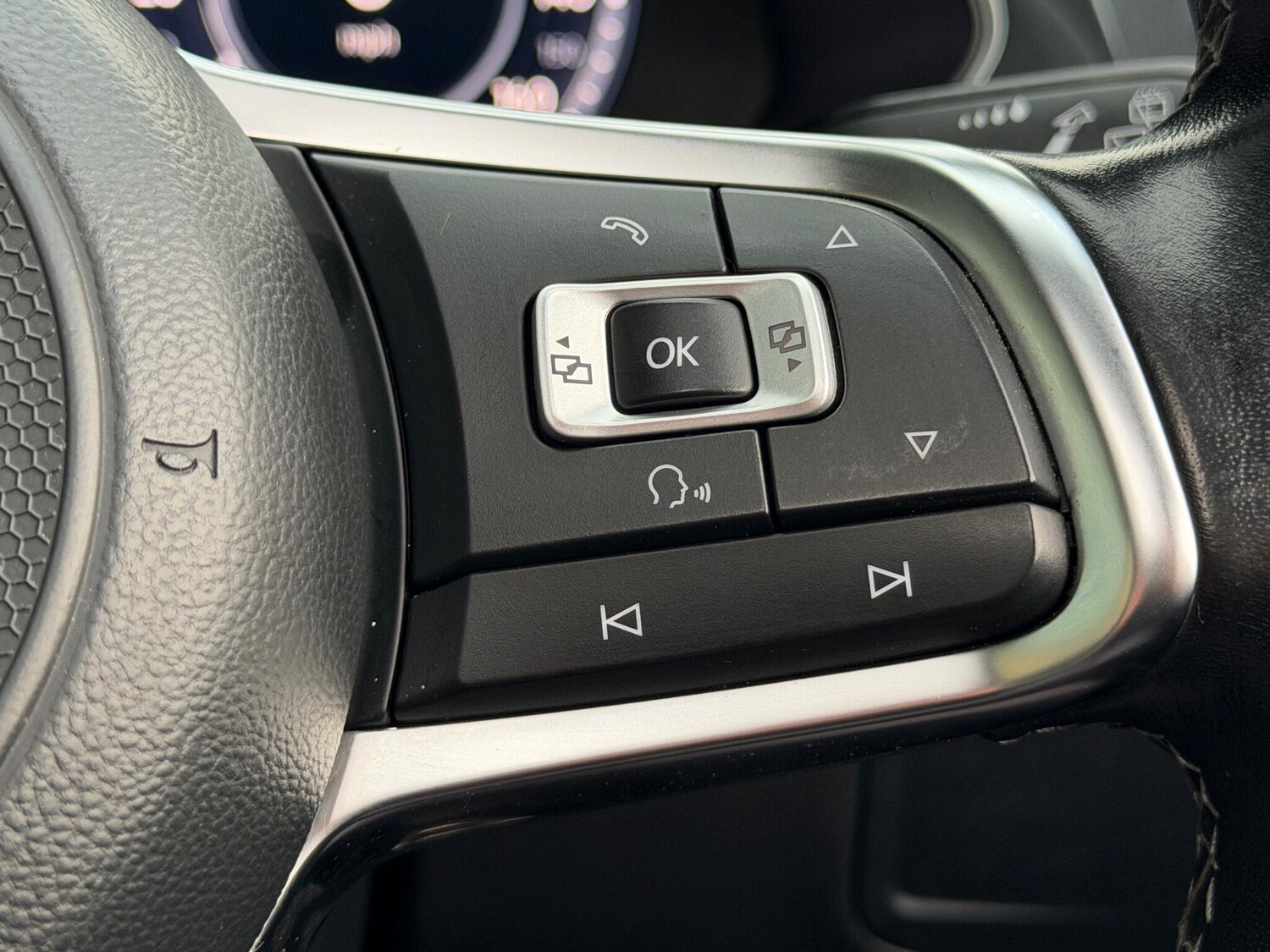 Used Volkswagen Tiguan 2017 for sale - 76886831: Photo 45