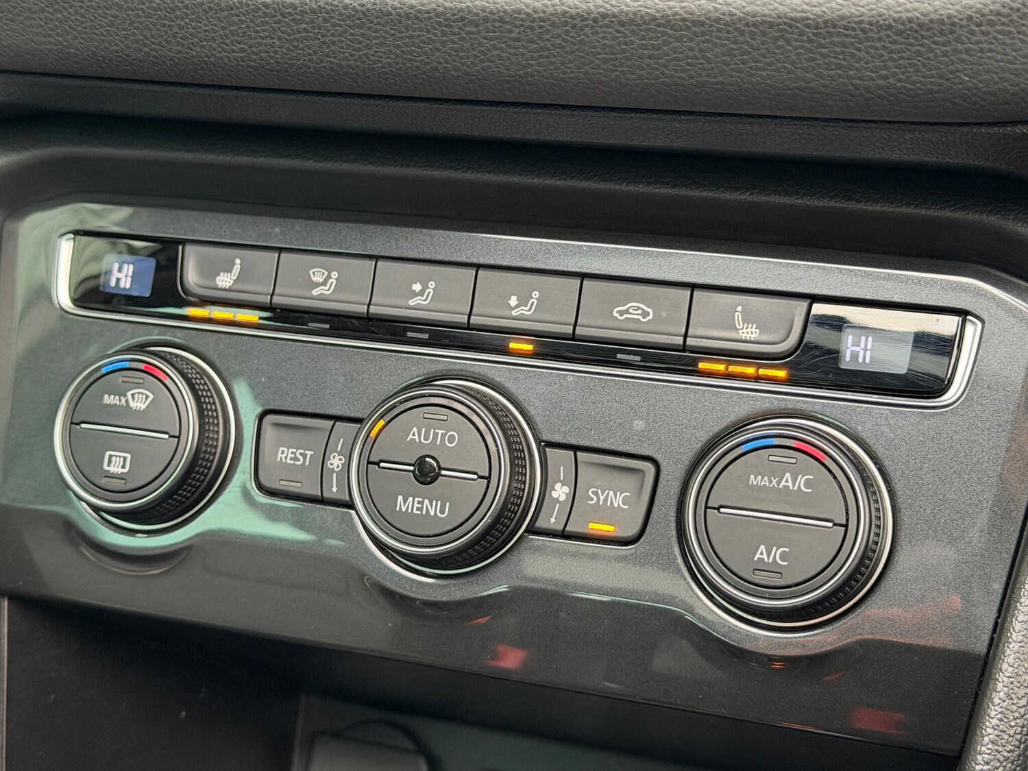 Used Volkswagen Tiguan 2017 for sale - 76886831: Photo 57