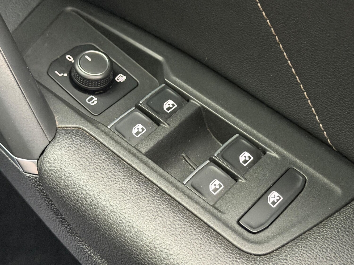 Used Volkswagen Tiguan 2017 for sale - 76886831: Photo 59