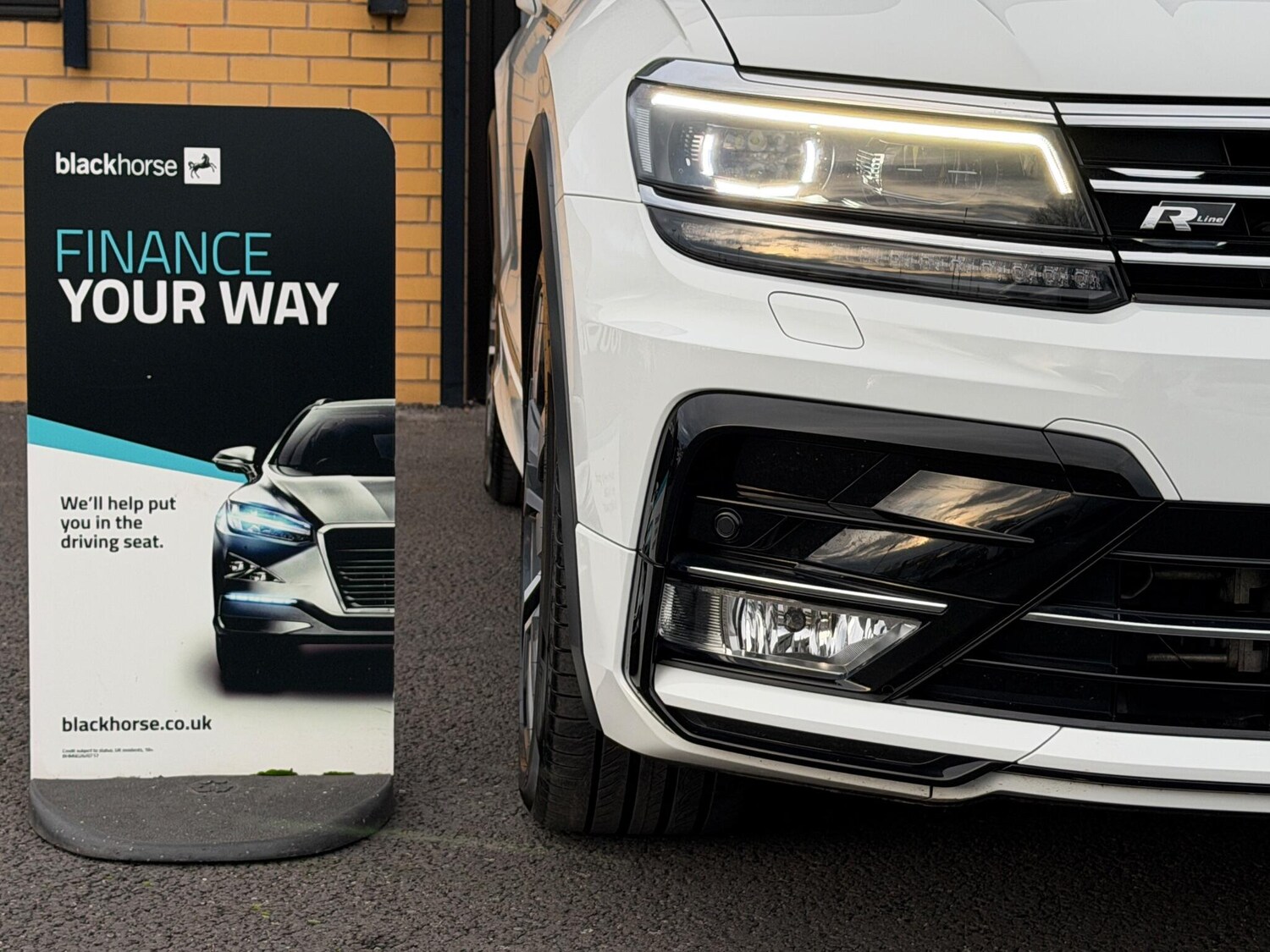 Used Volkswagen Tiguan 2017 for sale - 76886831: Photo 7