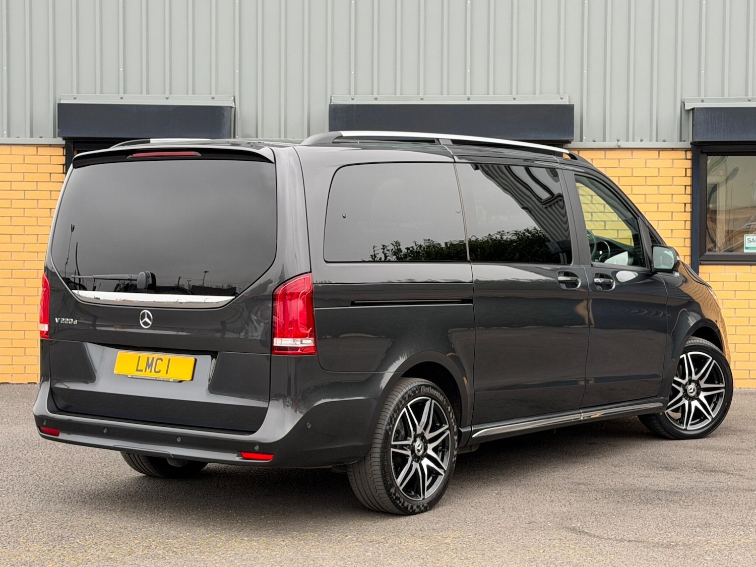 Used Mercedes-Benz V-Class 2024 for sale - 77969659: Photo 14