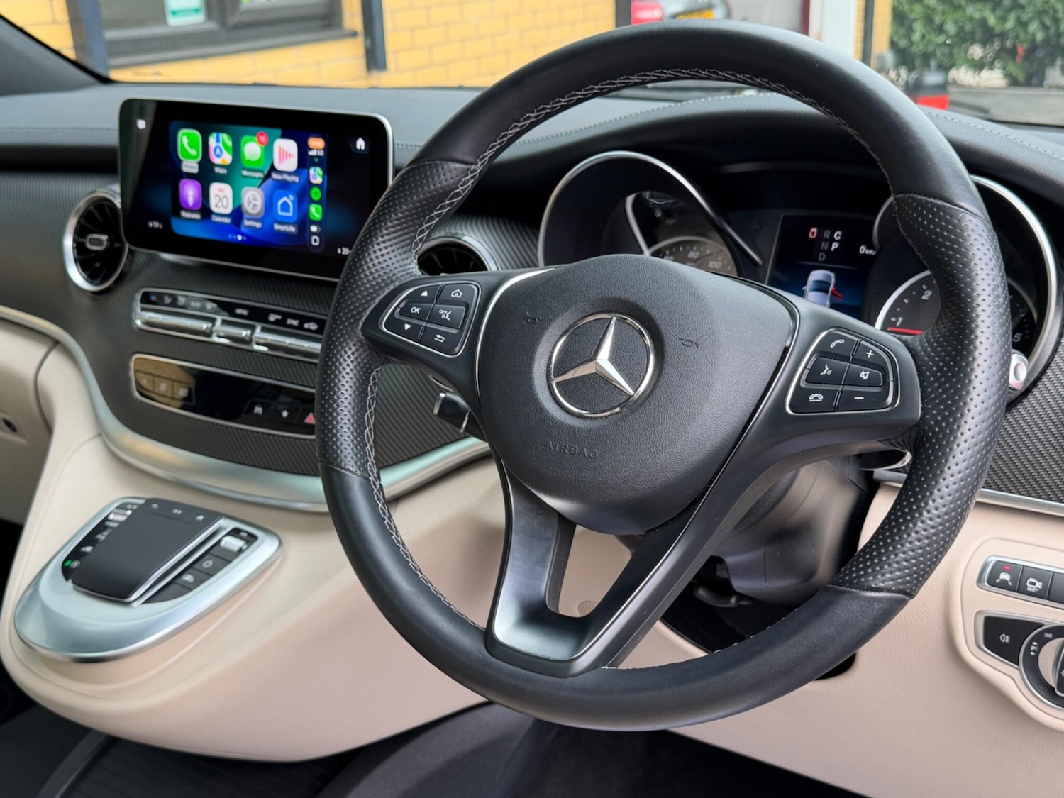 Used Mercedes-Benz V-Class 2024 for sale - 77969659: Photo 33