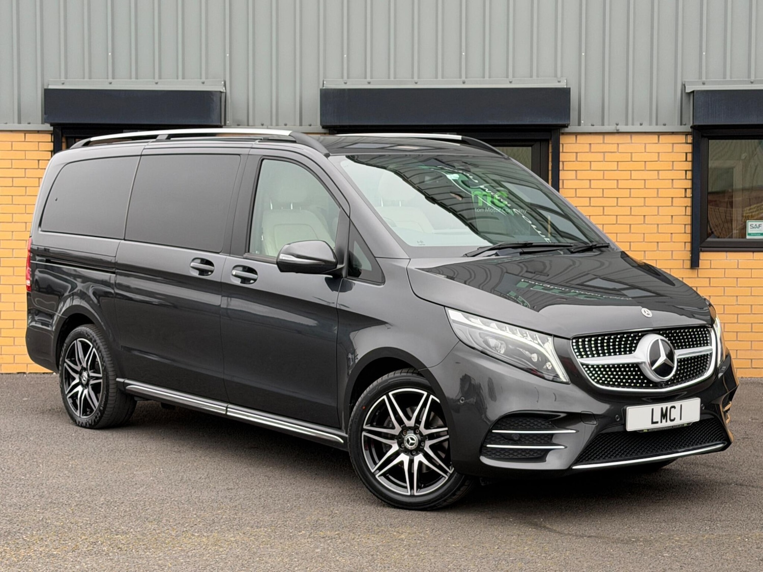 Used Mercedes-Benz V-Class 2024 for sale - 77969659: Photo 8