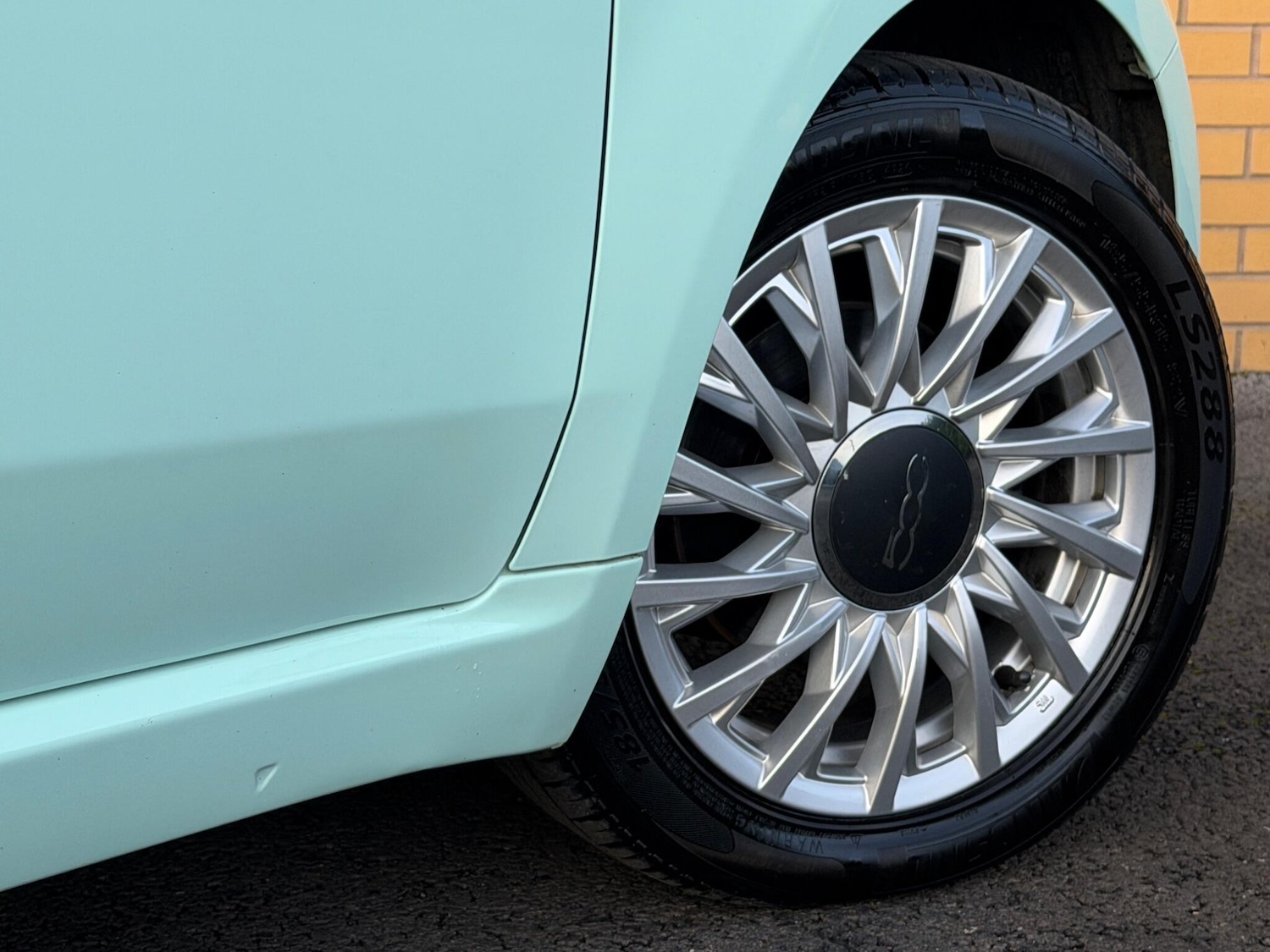 Used Fiat 500 2018 for sale - 77229887: Photo 15