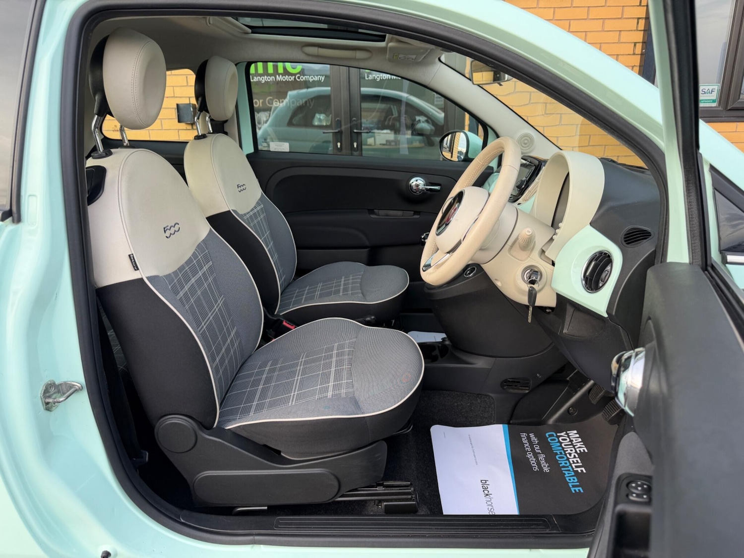 Used Fiat 500 2018 for sale - 77229887: Photo 32