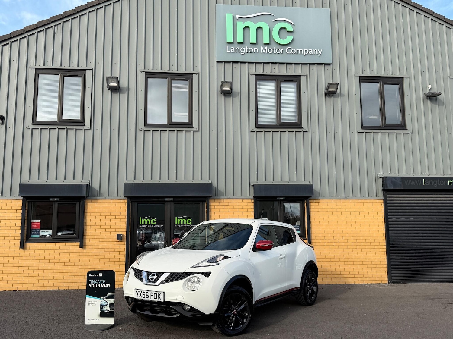 Used Nissan Juke 2016 for sale - 76887226: Photo 2