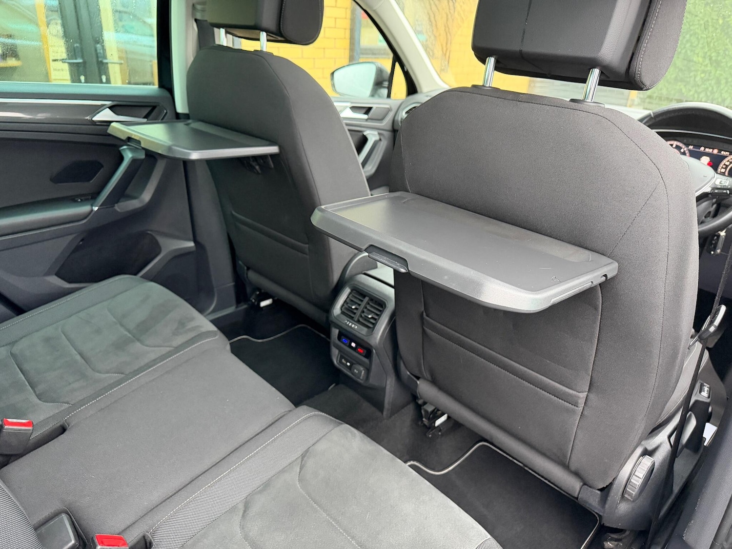 Used Volkswagen Tiguan 2018 for sale - 77015978: Photo 37