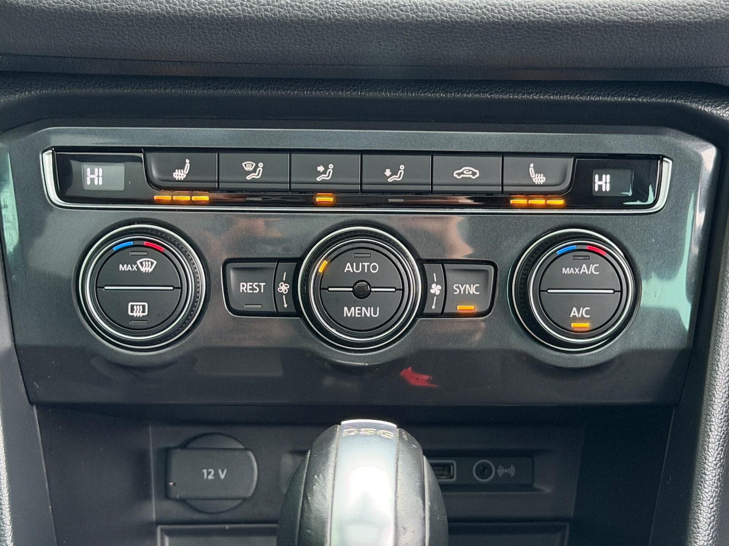 Used Volkswagen Tiguan 2018 for sale - 77015978: Photo 42