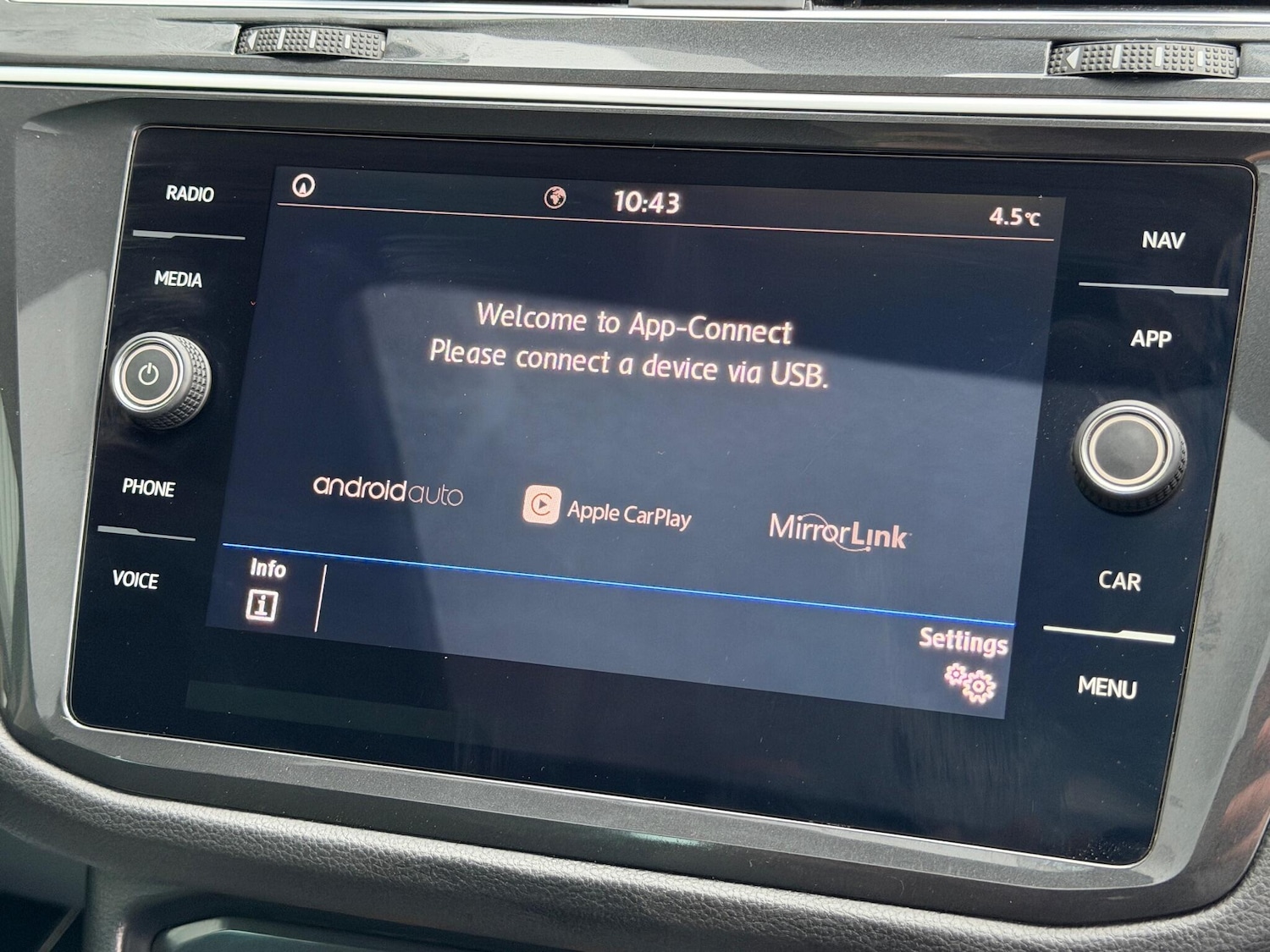 Used Volkswagen Tiguan 2018 for sale - 77015978: Photo 50