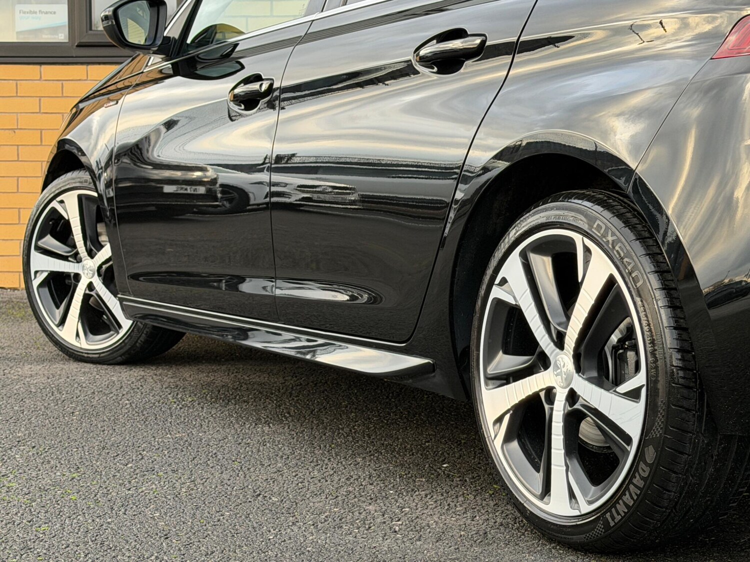 Used Peugeot 308 2018 for sale - 77496065: Photo 20