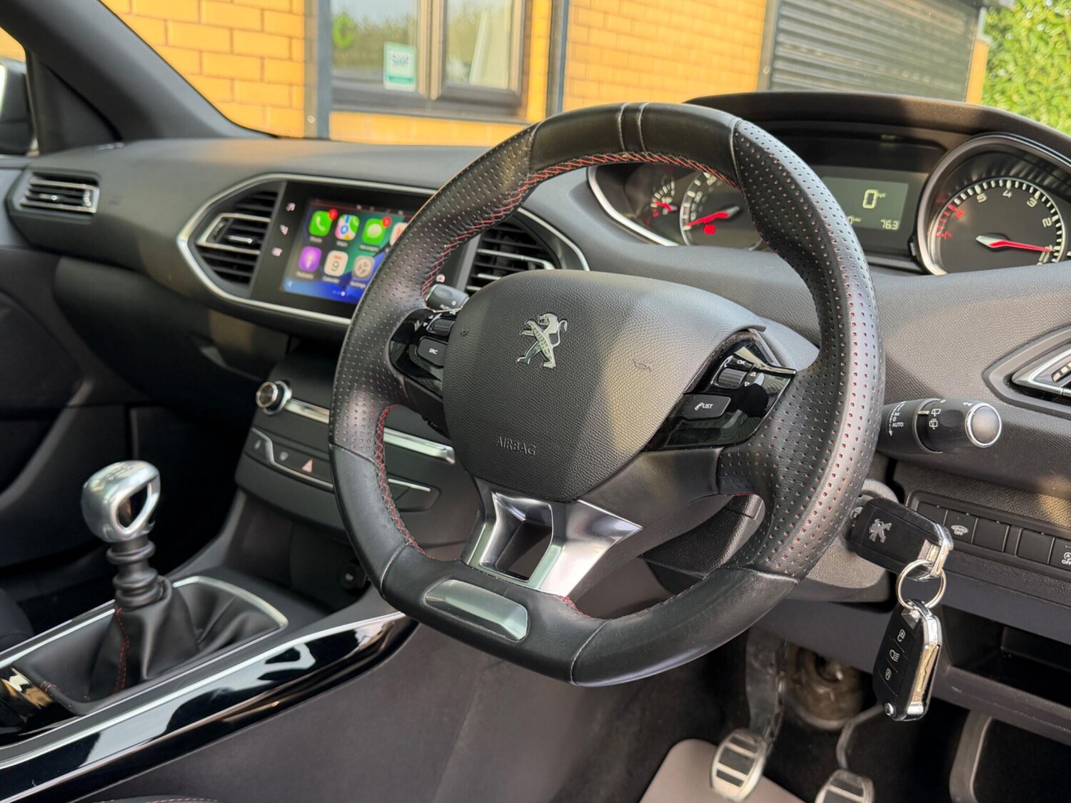 Used Peugeot 308 2018 for sale - 77496065: Photo 35