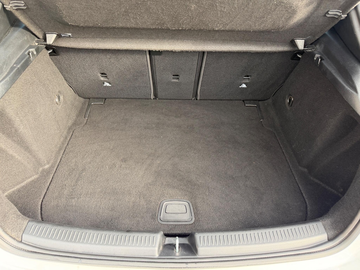 Used Mercedes-Benz A-Class 2019 for sale - 76886841: Photo 36