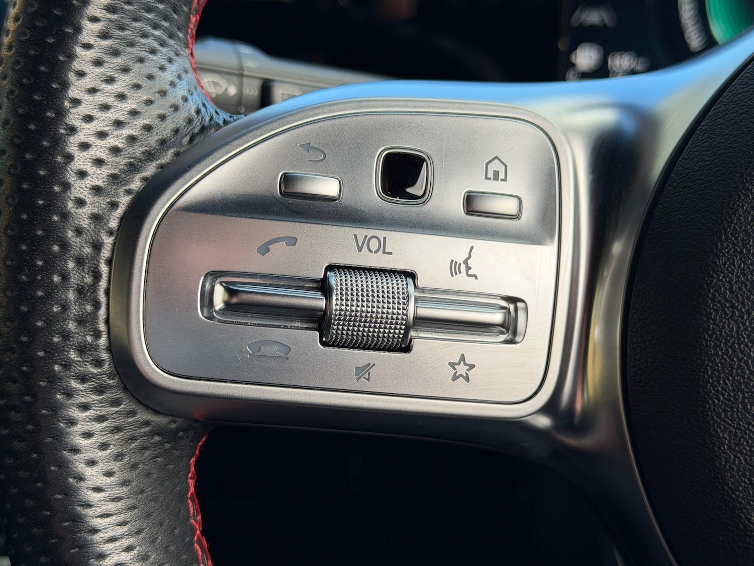 Used Mercedes-Benz A-Class 2019 for sale - 76886841: Photo 42