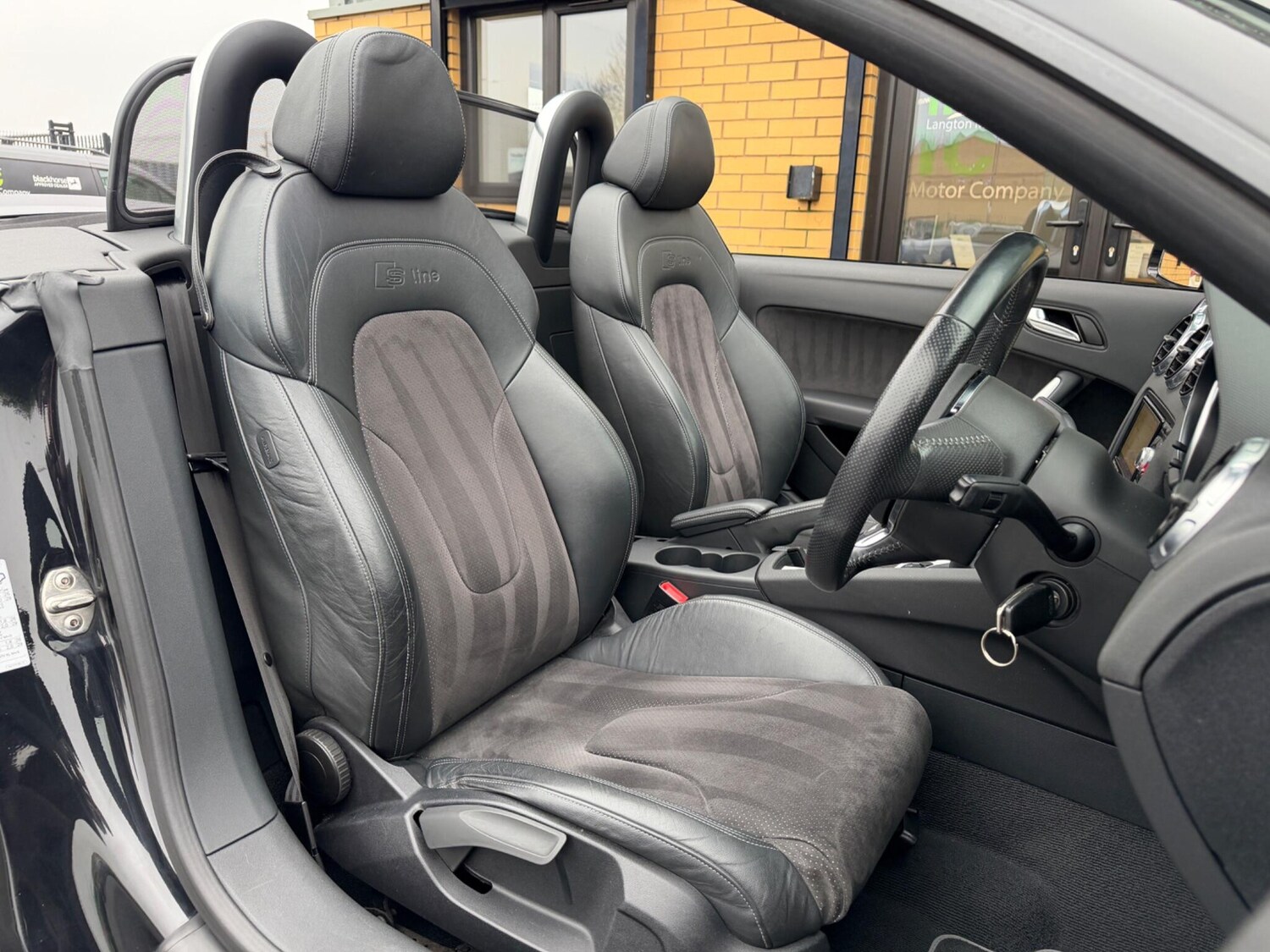 Used Audi TT for sale - 78214543: Photo 34