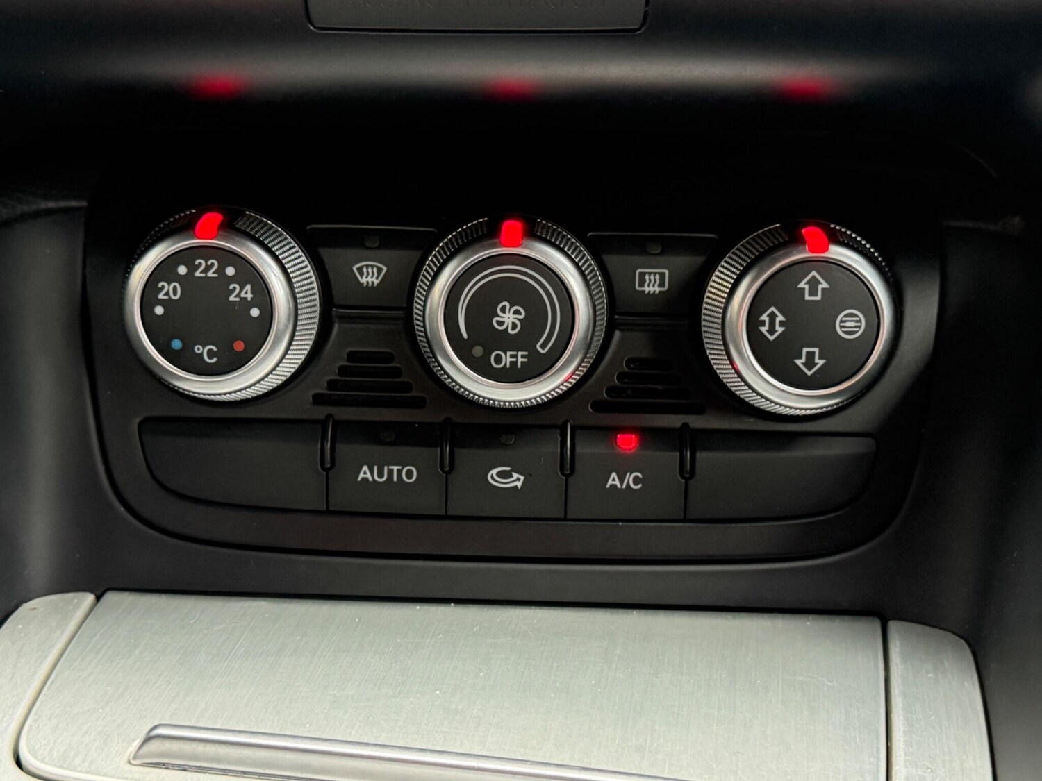 Used Audi TT for sale - 78214543: Photo 38