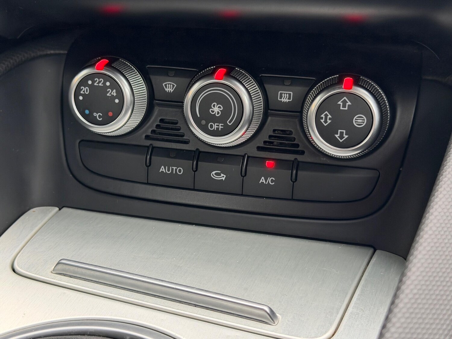 Used Audi TT for sale - 78214543: Photo 45