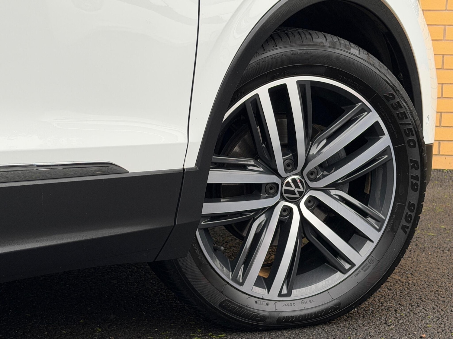 Used Volkswagen Tiguan 2021 for sale - 77625123: Photo 15