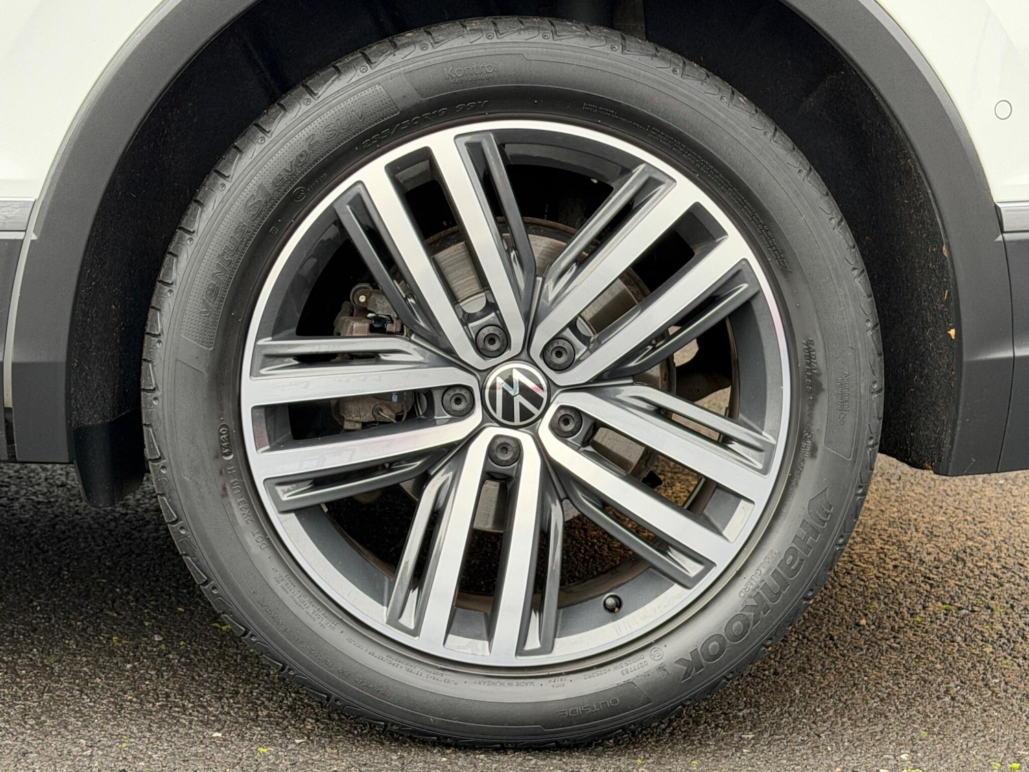 Used Volkswagen Tiguan 2021 for sale - 77625123: Photo 23