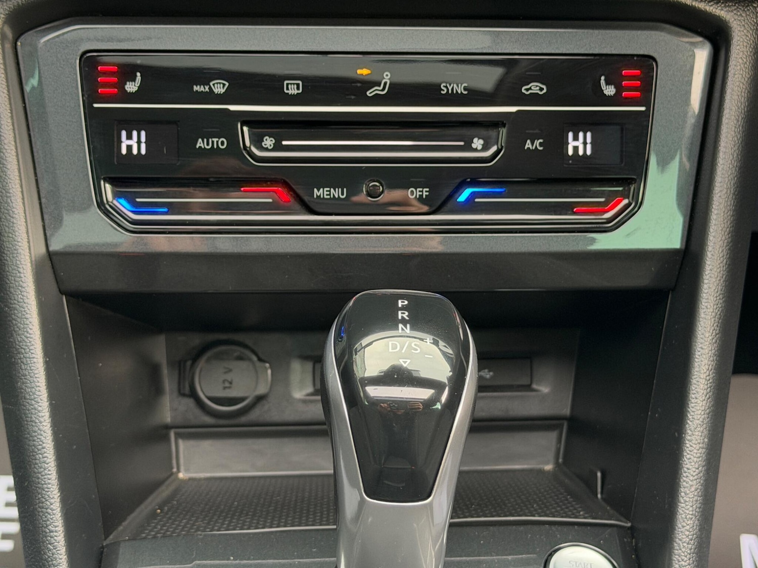 Used Volkswagen Tiguan 2021 for sale - 77625123: Photo 41