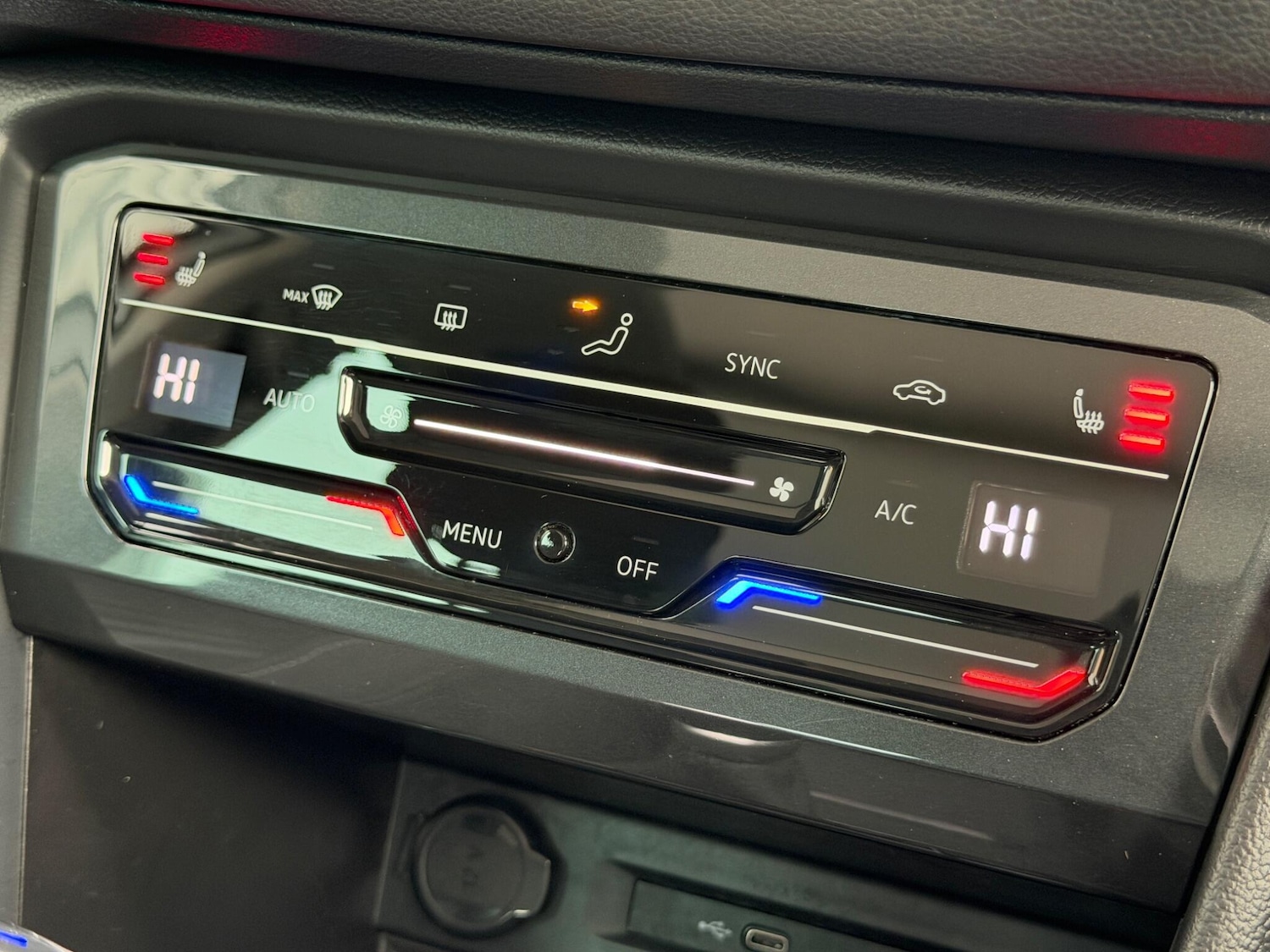 Used Volkswagen Tiguan 2021 for sale - 77625123: Photo 55