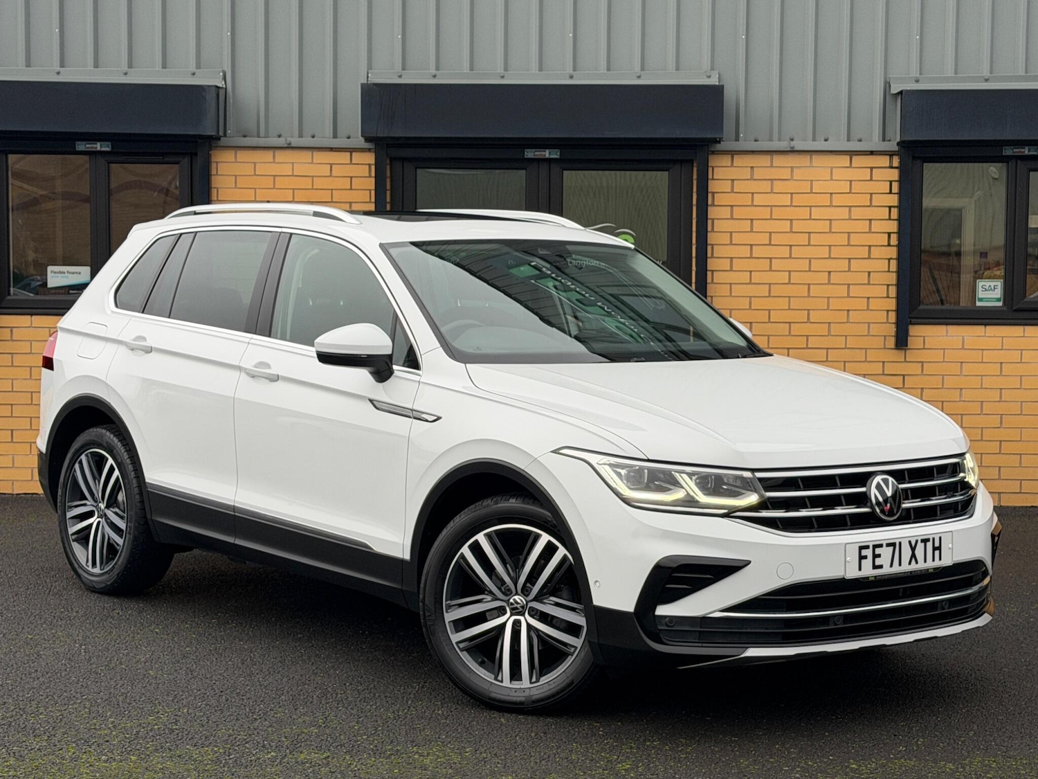 Used Volkswagen Tiguan 2021 for sale - 77625123: Photo 8