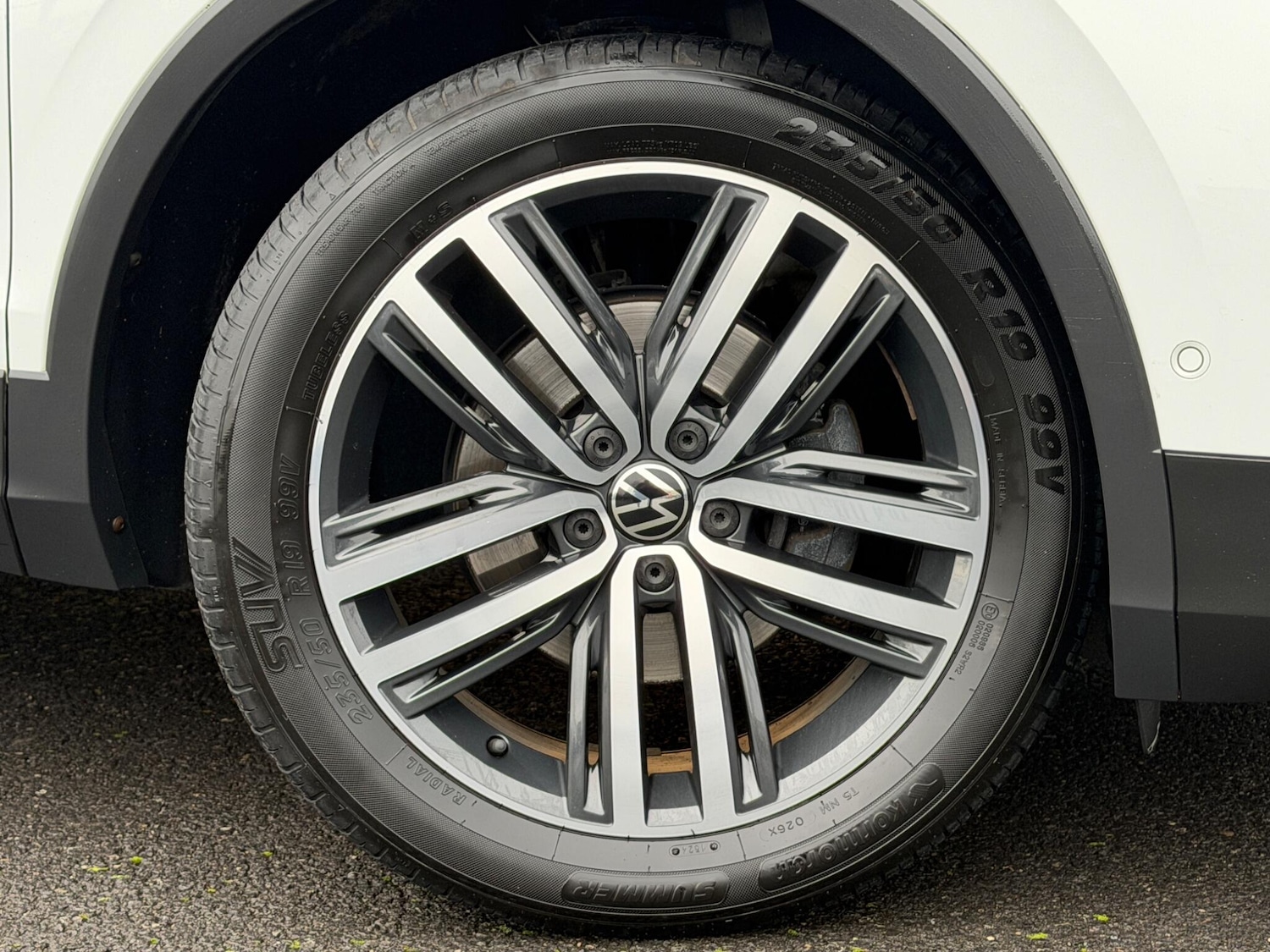 Used Volkswagen Tiguan 2021 for sale - 77625123: Photo 9