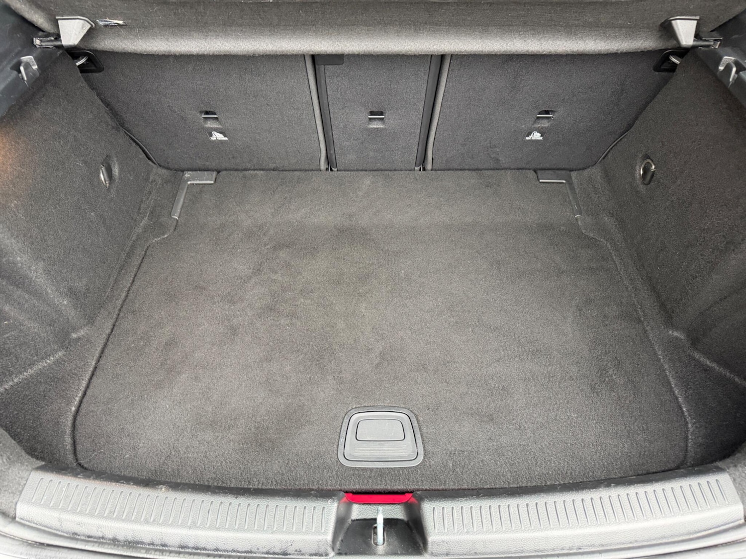 Used Mercedes-Benz A-Class 2019 for sale - 77524936: Photo 36