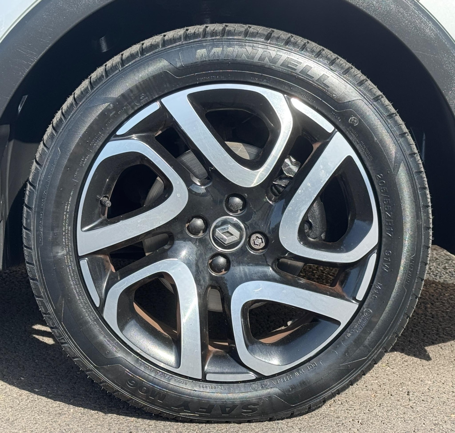 Used Renault Captur 2017 for sale - 76887202: Photo 12