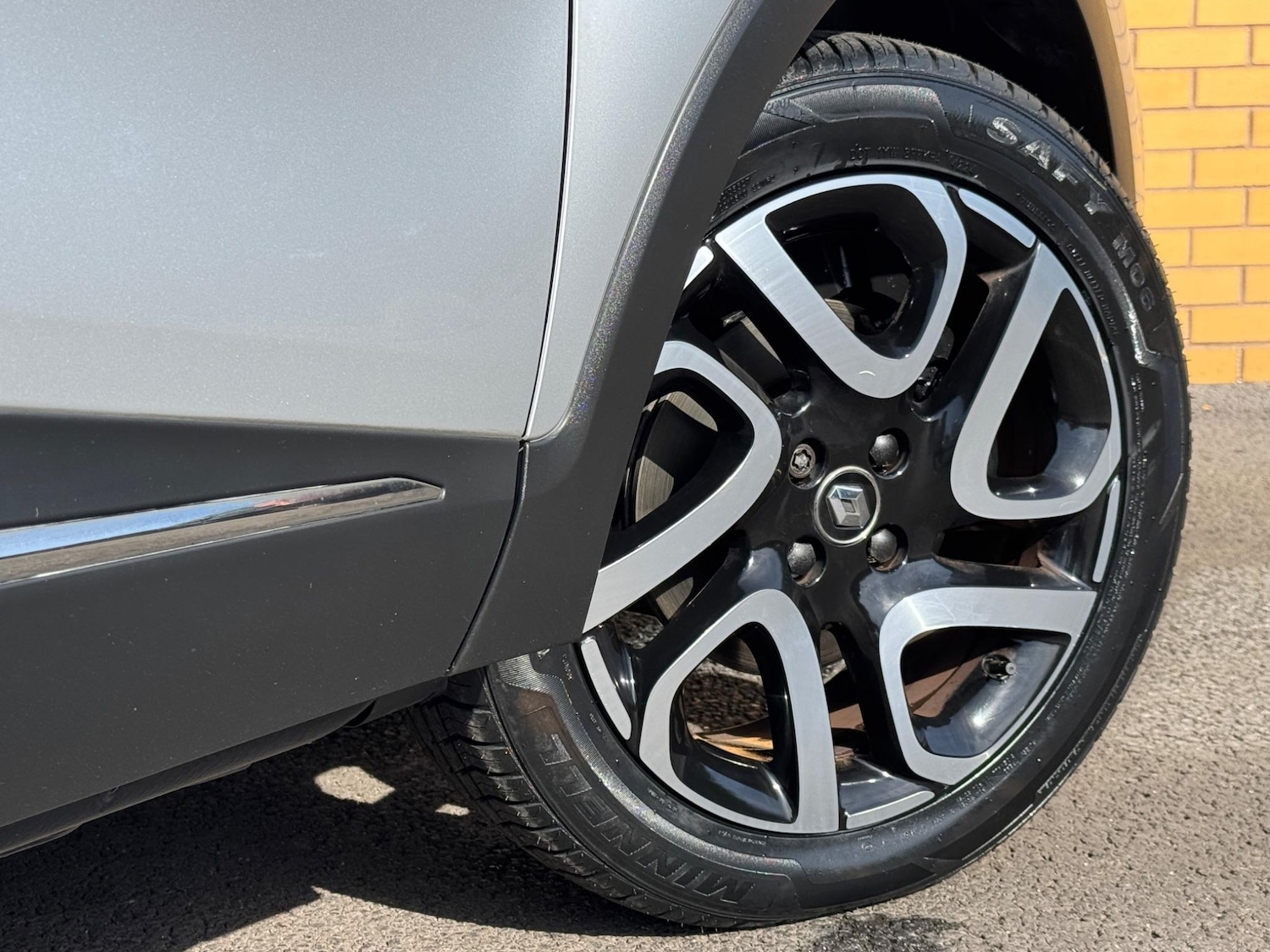 Used Renault Captur 2017 for sale - 76887202: Photo 15