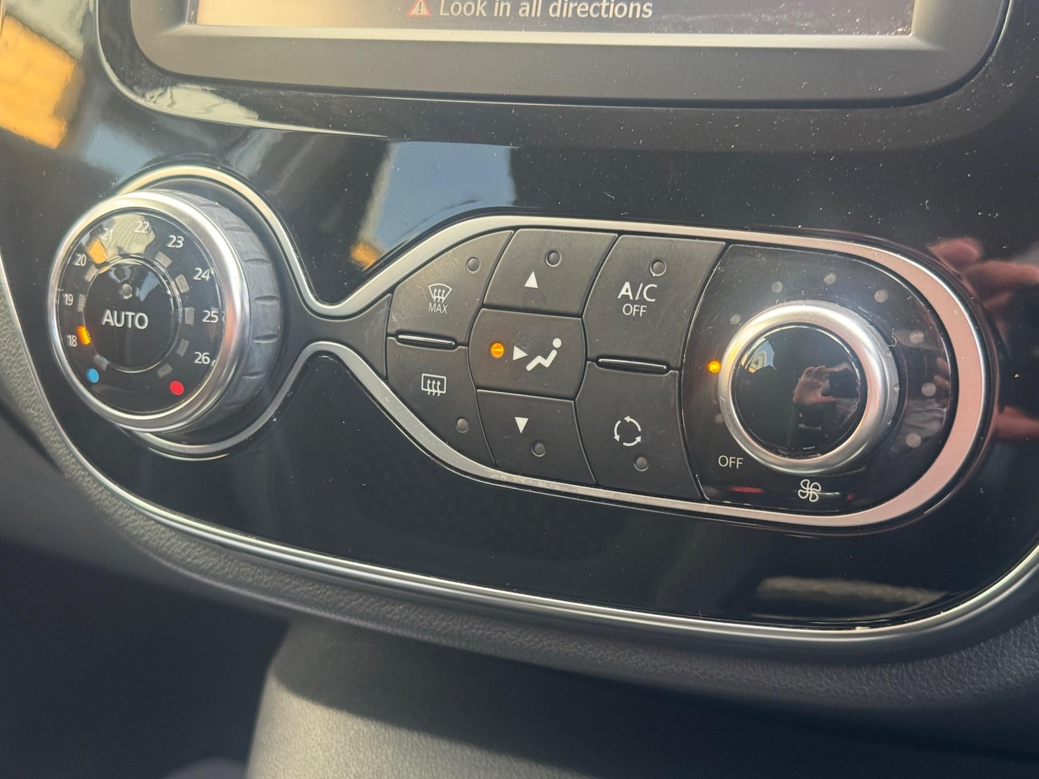 Used Renault Captur 2017 for sale - 76887202: Photo 49