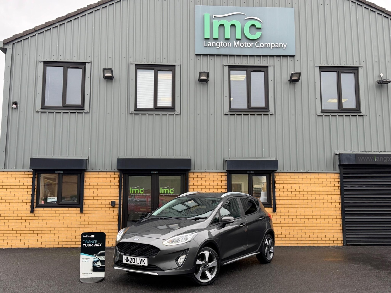 Used Ford Fiesta 2020 for sale - 77314996: Photo 2