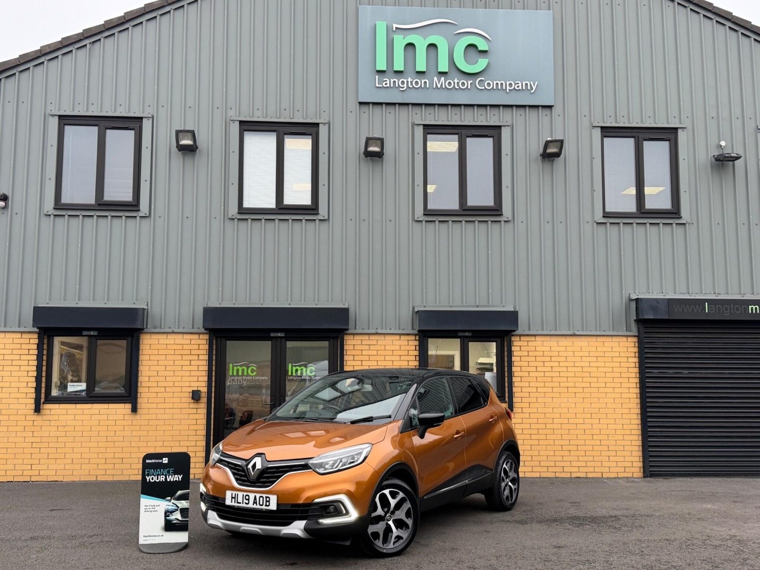 Used Renault Captur 2019 for sale - 77425028: Photo 2