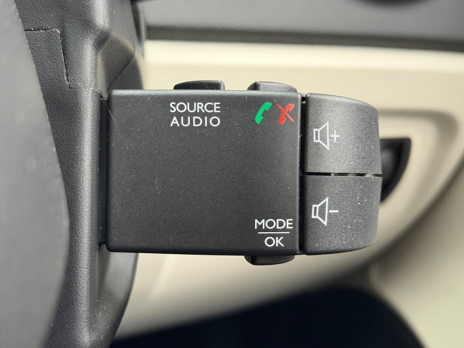 Used Renault Captur 2019 for sale - 77425028: Photo 44