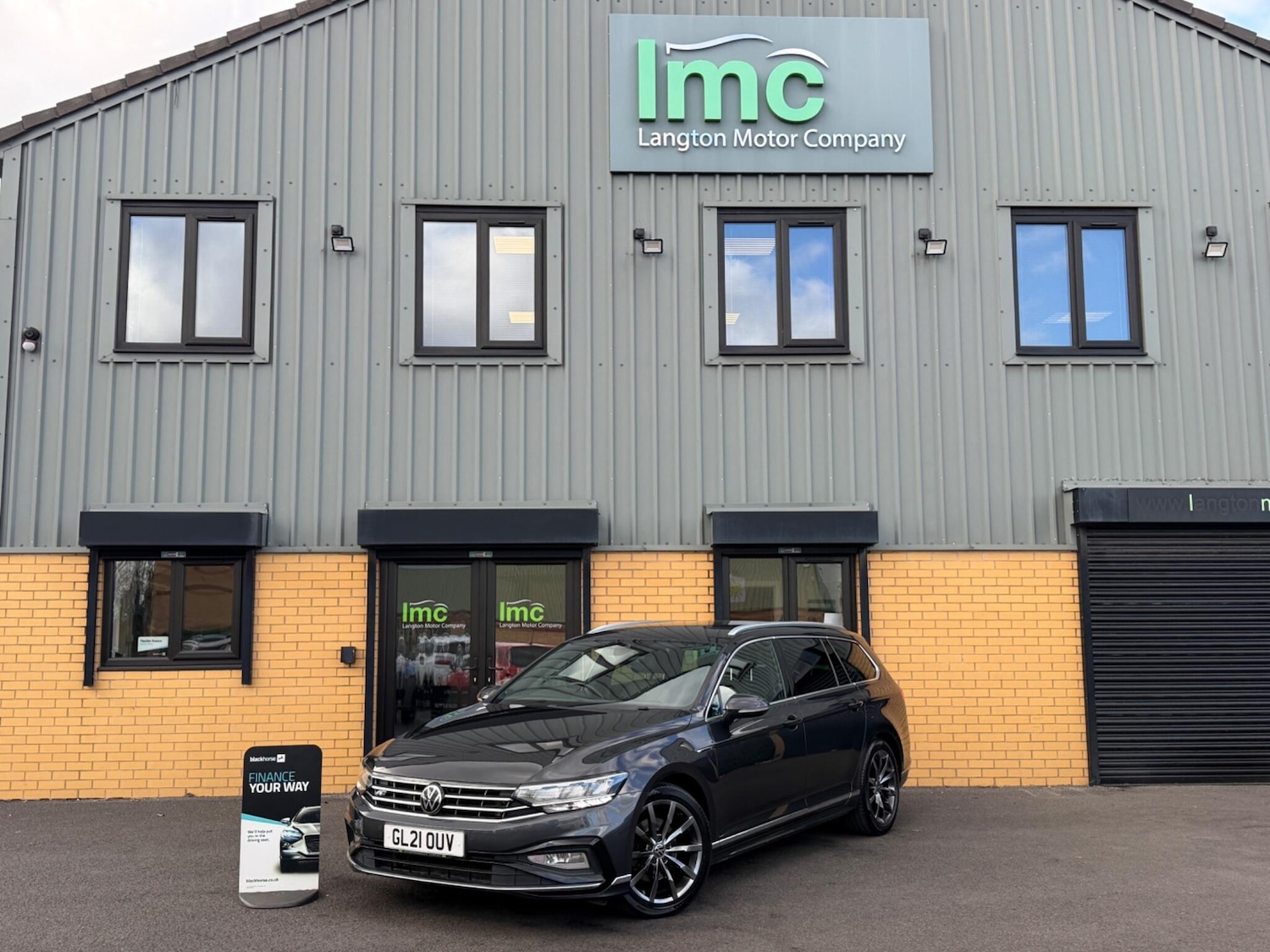 Used Volkswagen Passat 2021 for sale - 78170293: Photo 2