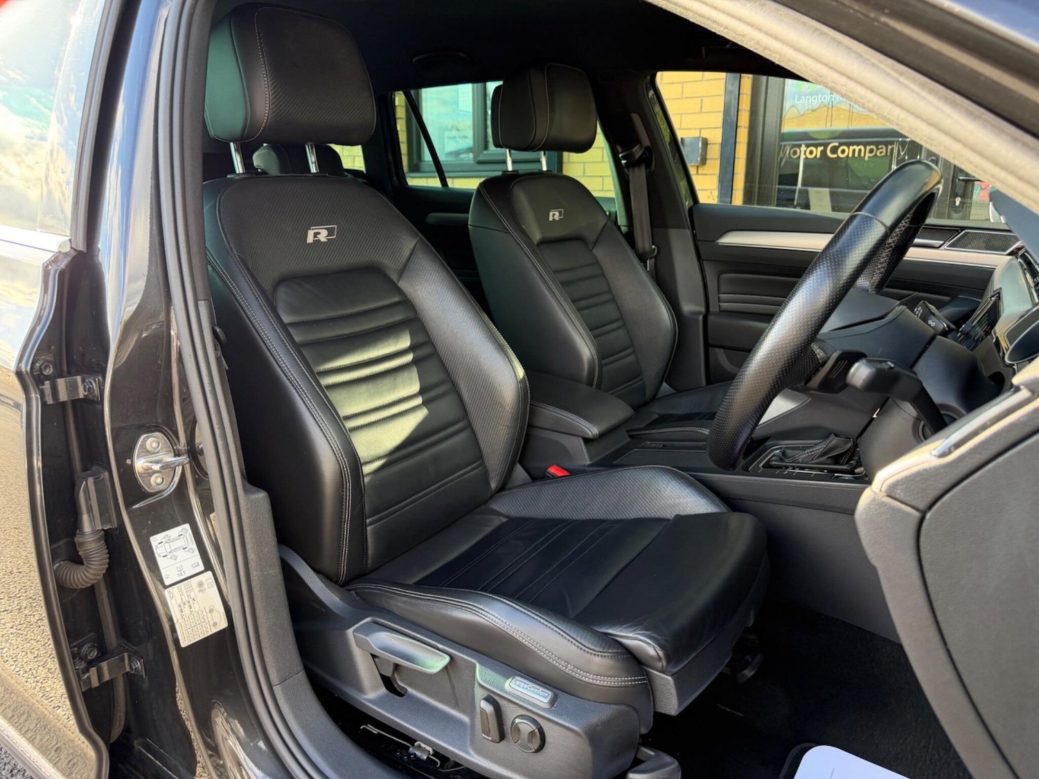 Used Volkswagen Passat 2021 for sale - 78170293: Photo 30