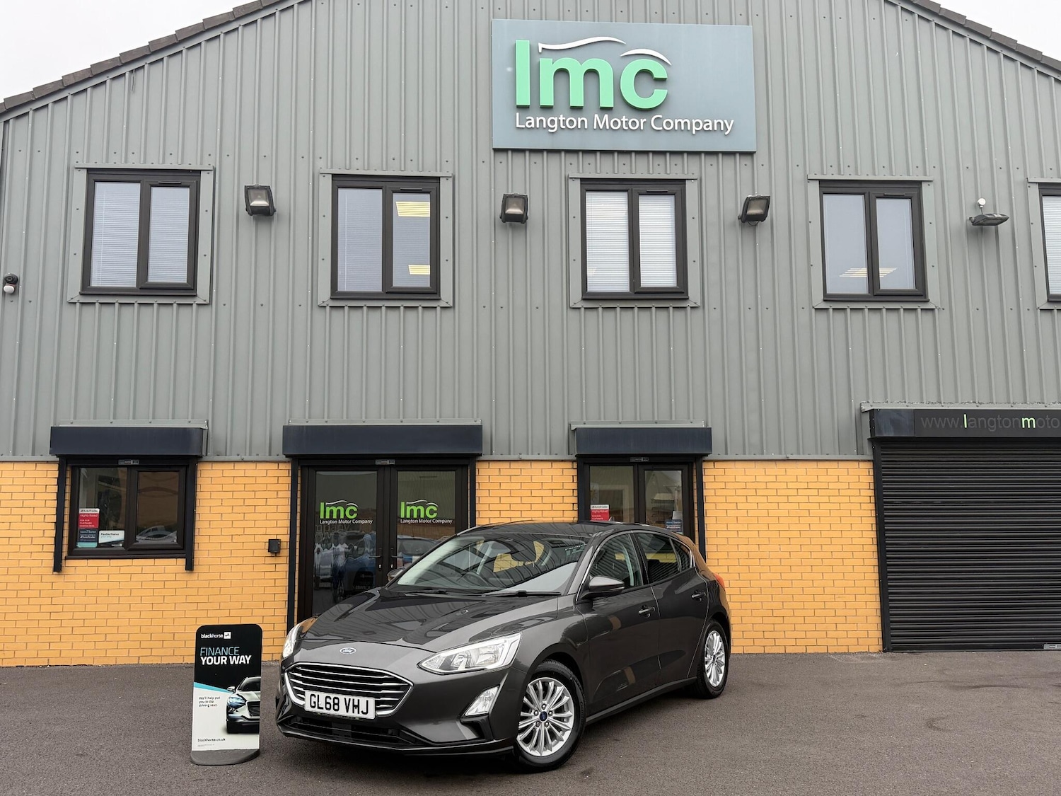 Used Ford Focus 2018 for sale - 76886768: Photo 2