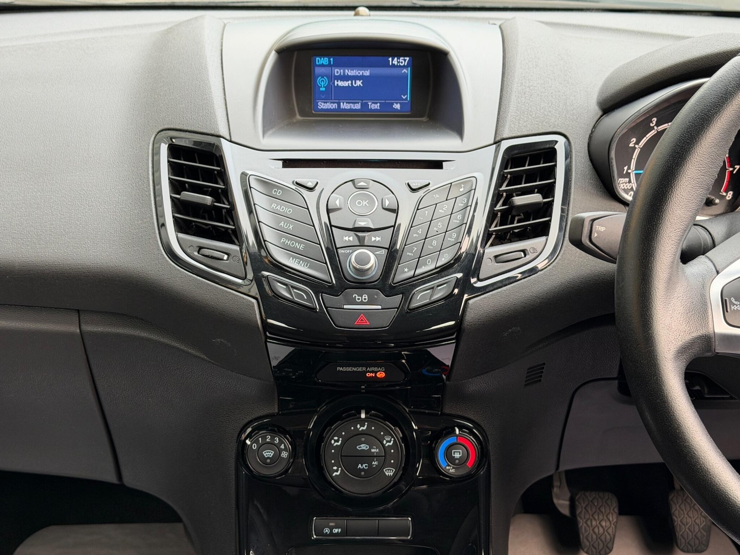 Used Ford Fiesta 2017 for sale - 77376257: Photo 35