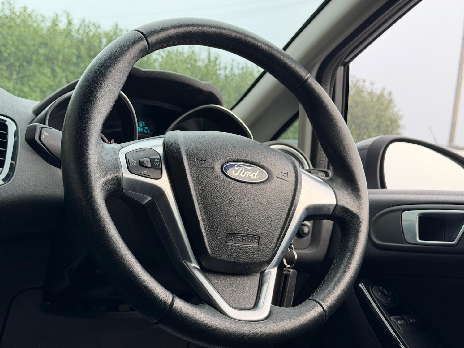 Used Ford Fiesta 2017 for sale - 77376257: Photo 38