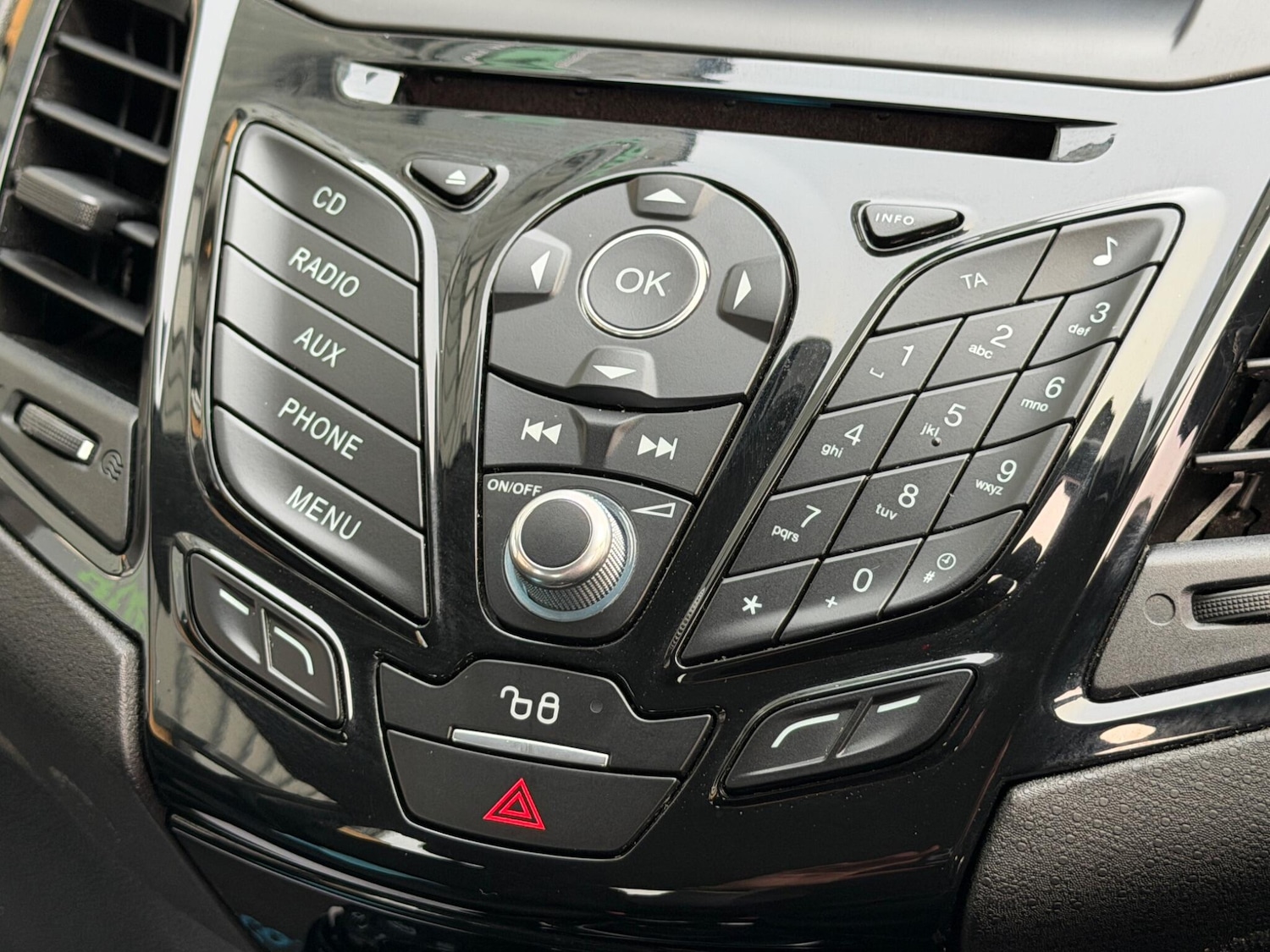 Used Ford Fiesta 2017 for sale - 77376257: Photo 45