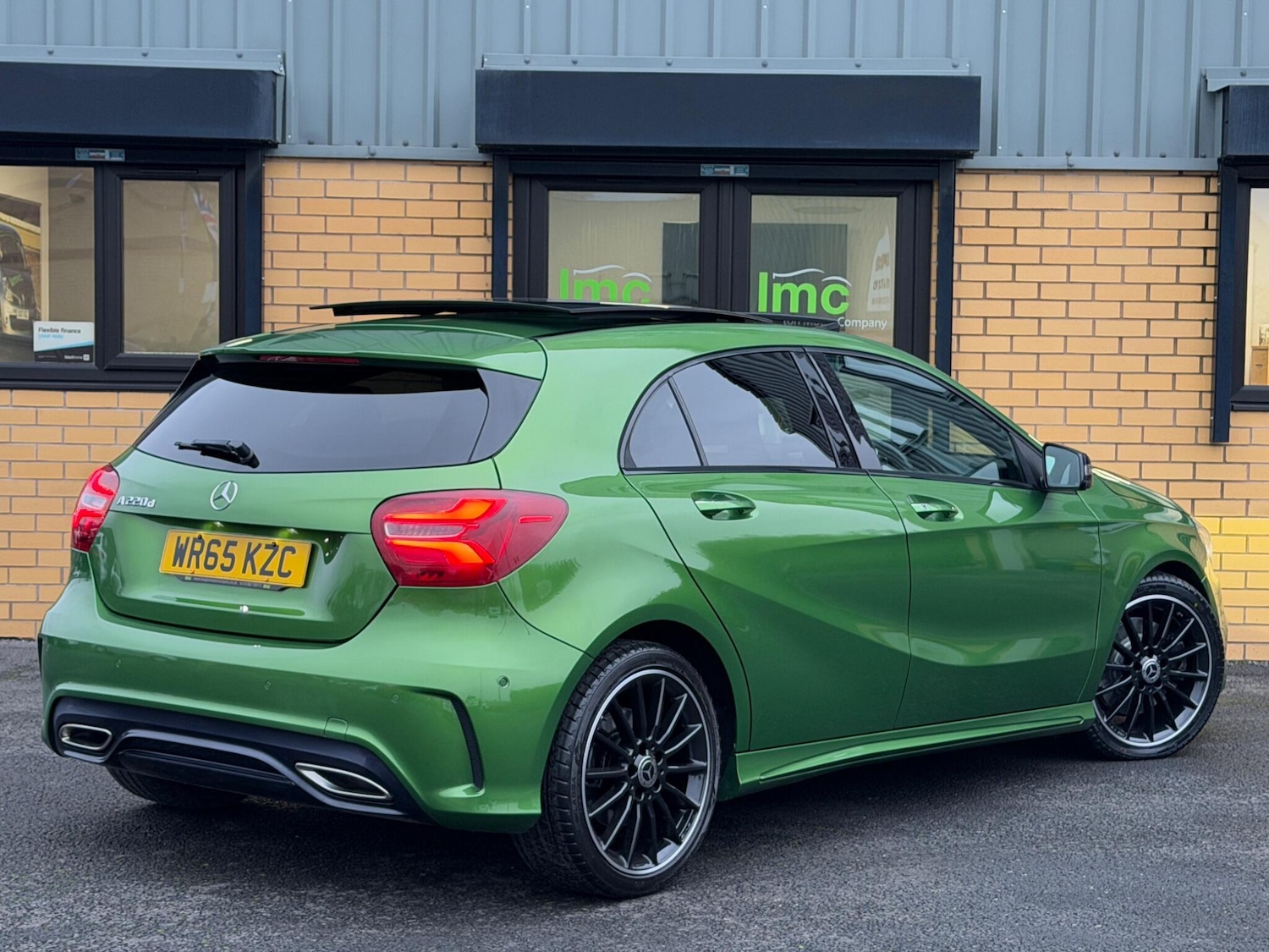 Used Mercedes-Benz A-Class 2015 for sale - 77331139: Photo 14