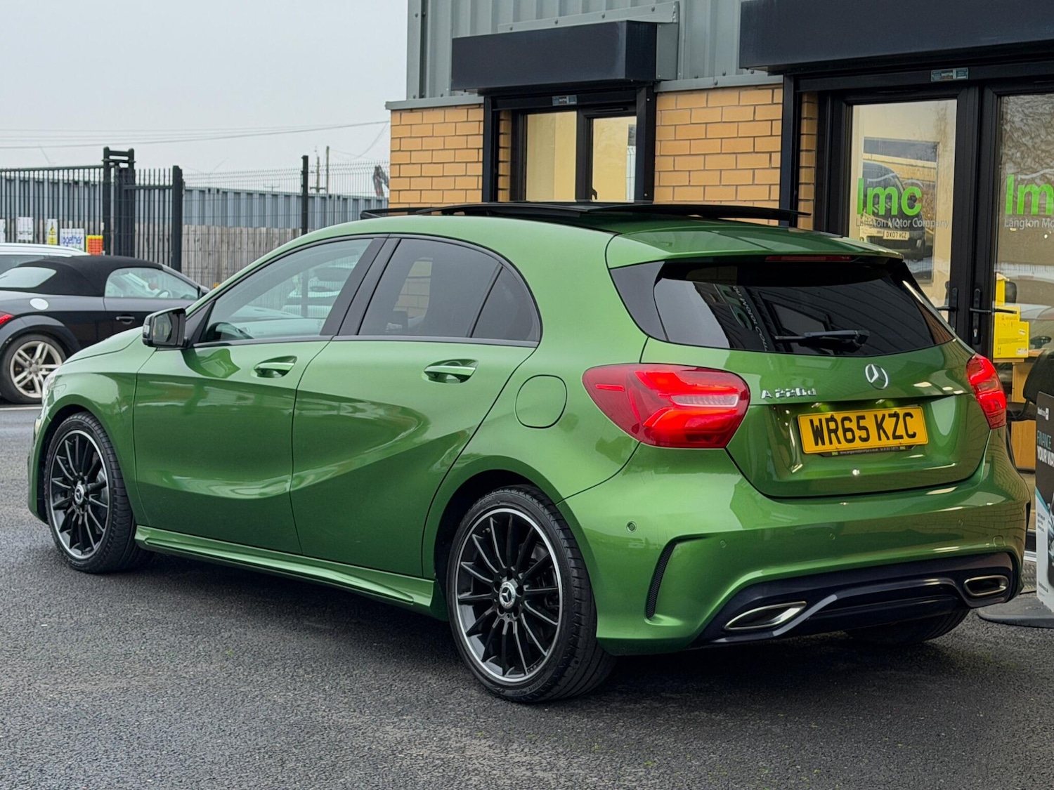 Used Mercedes-Benz A-Class 2015 for sale - 77331139: Photo 29