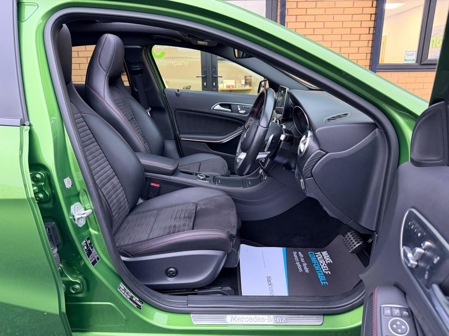 Used Mercedes-Benz A-Class 2015 for sale - 77331139: Photo 34