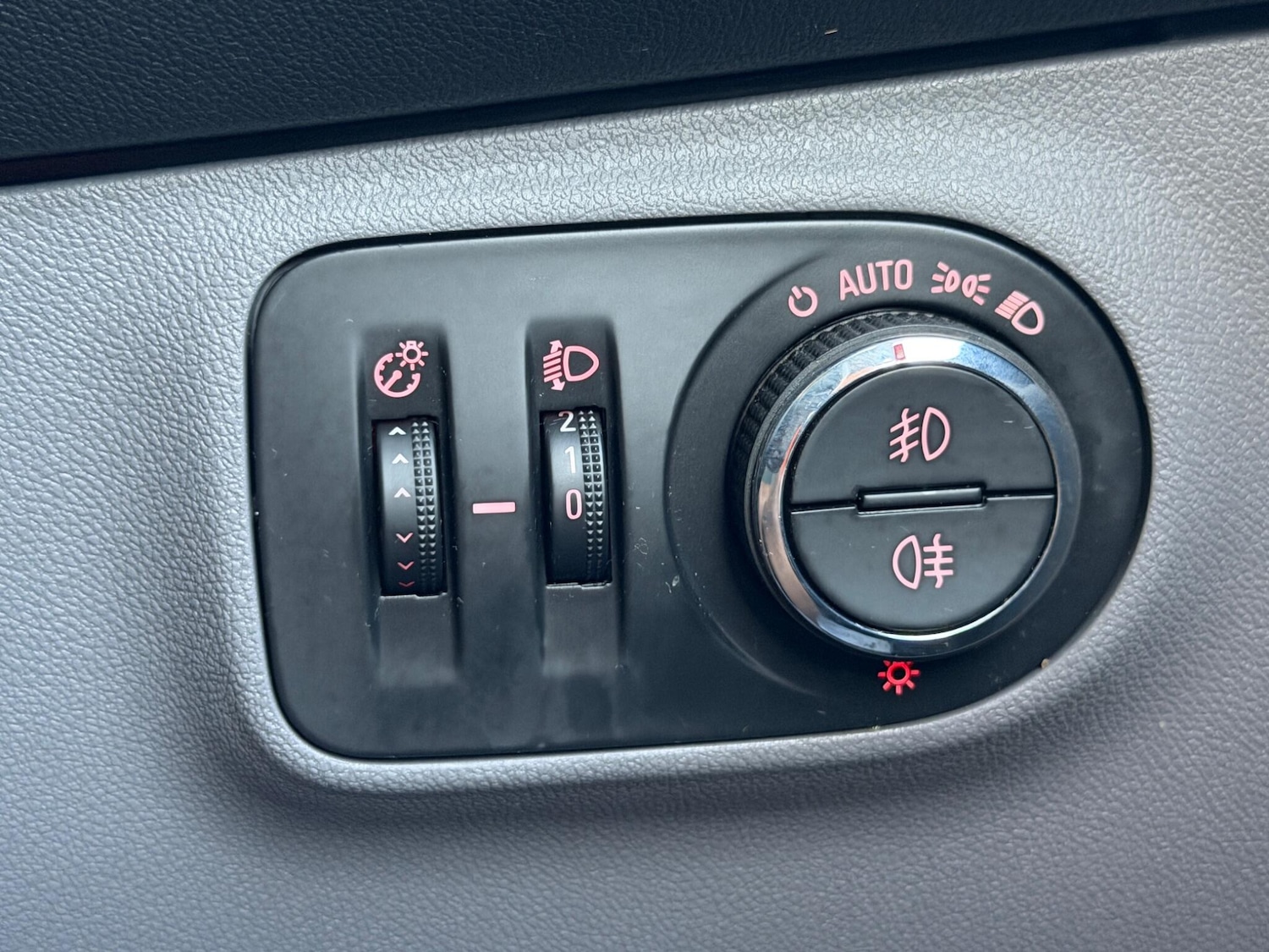 Used Vauxhall Corsa 2017 for sale - 77994287: Photo 53