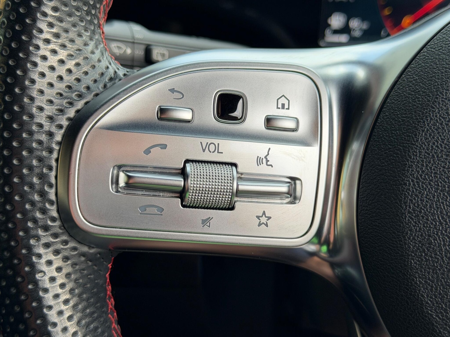 Used Mercedes-Benz A-Class for sale - 77657802: Photo 40