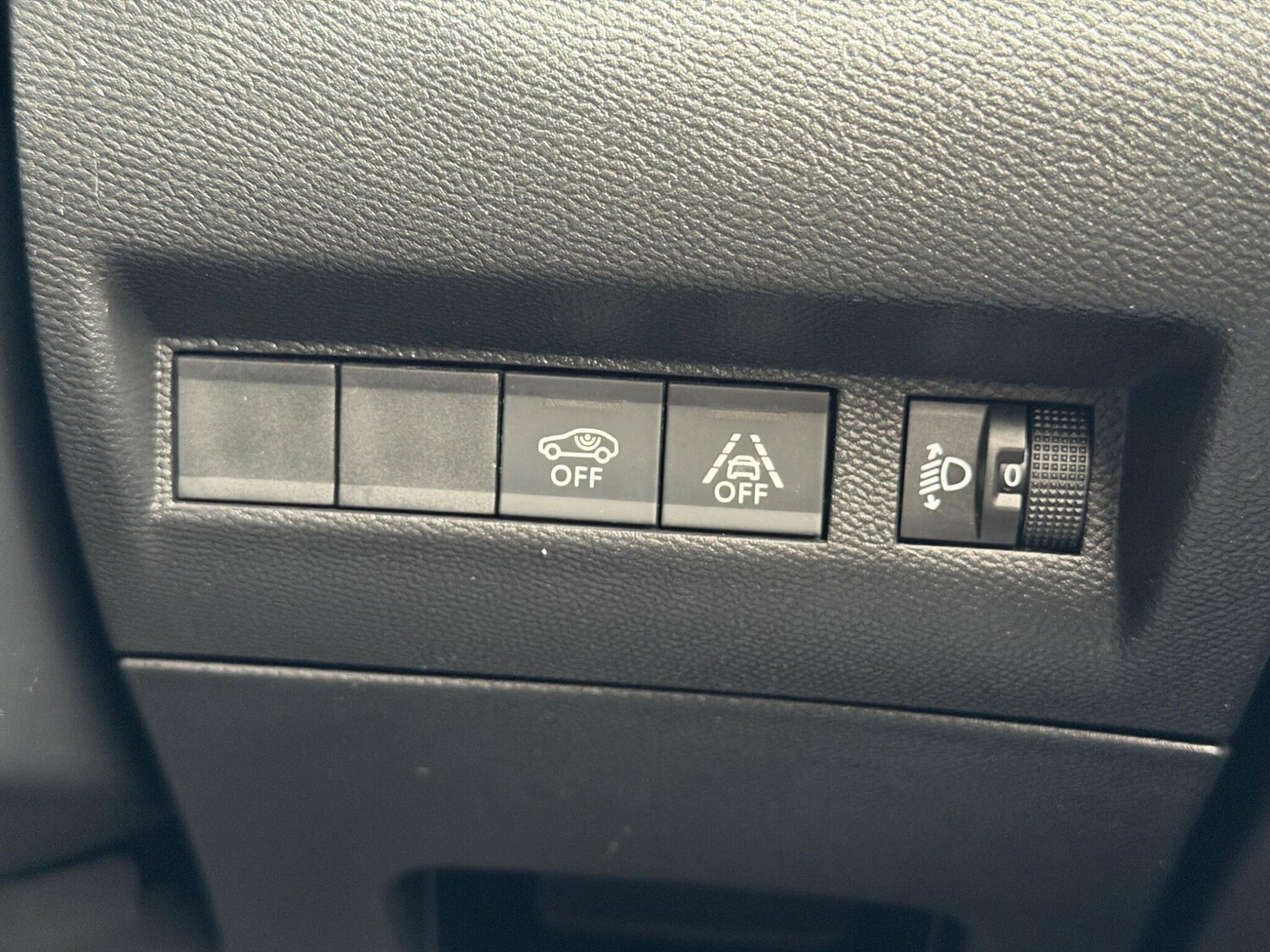 Used Peugeot 208 2020 for sale - 77523900: Photo 61