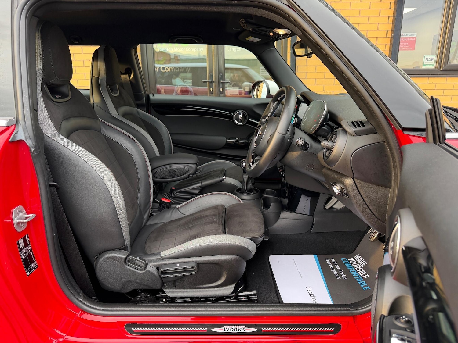 Used MINI Hatch 2021 for sale - 76886874: Photo 32