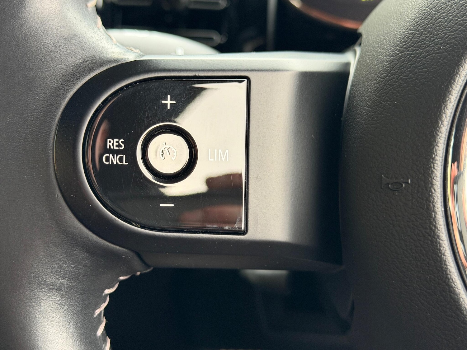 Used MINI Hatch 2021 for sale - 76886874: Photo 44