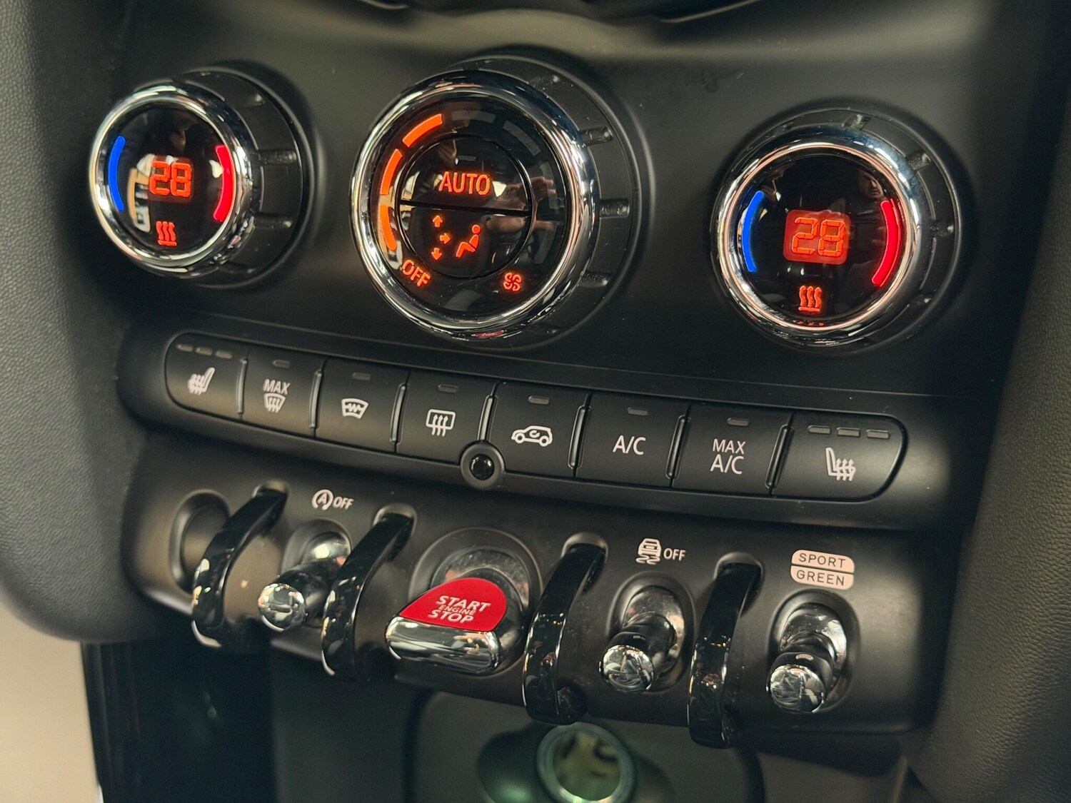 Used MINI Hatch 2021 for sale - 76886874: Photo 55