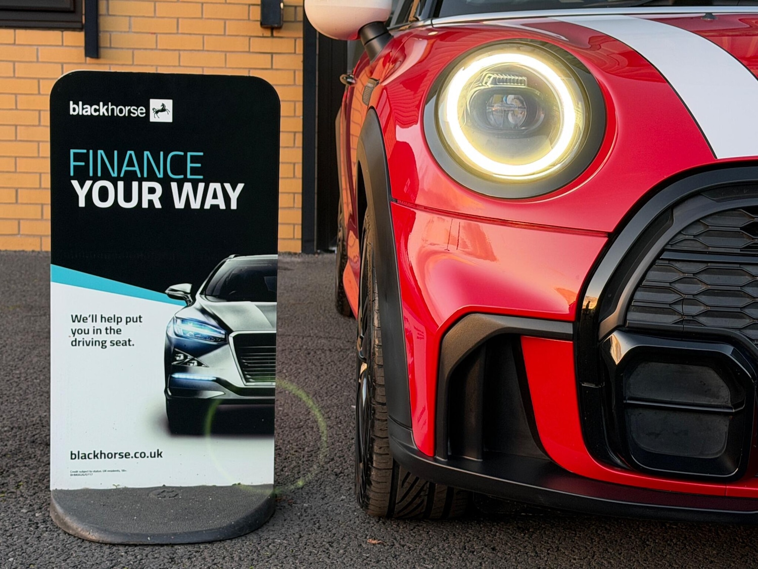 Used MINI Hatch 2021 for sale - 76886874: Photo 6